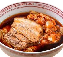 Braised Pork Spicy Sauce Noodles