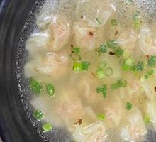 Fresh Meat Sauce Noodles with Large Dumplings