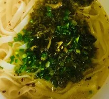 Snow Cabbage Shredded Pork with Rice Noodles