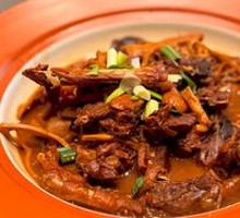 Wild Mountain Bamboo Shoots Braised with Grass Duck