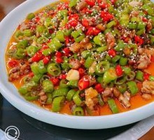 Spicy Chicken with Green Peppers