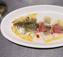 Steamed Yellow Croaker with Free-range Pork