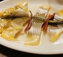 Steamed Half Island Yellow Croaker