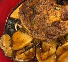Stir-Fried Wheat Gluten with Egg and Tofu Chicken