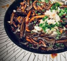 Stir-Fried Eel Strips