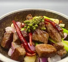 Dry-Fried Snow Dragon Beef