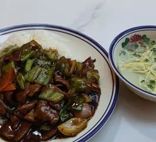 Sauce-Braised Pork Liver Rice
