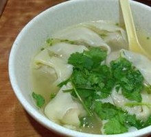 蛋黄鲜肉馄饨