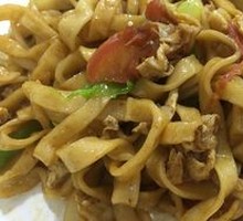 Spicy Beef Stir-Fried Handmade Noodles