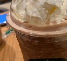 Matcha Cocoa Crunch Frappuccino