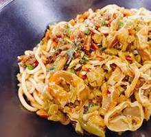Pickled Chili Chicken Gizzard Noodles