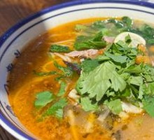 Old-Style Meat Sauce Rice Noodles