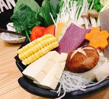 Colorful Vegetable Platter