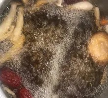 Mushroom Hot Pot