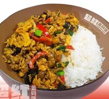 Farmhouse One-Bowl Delight with Sauce