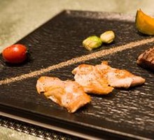 Snowflake Steak and Black Pork Cutlet Combo