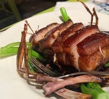 Braised Pork in Bamboo