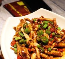 Stir-fried Octopus in Sauce