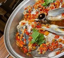 Two-color Fish Head