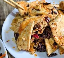 Cold-mixed dried tofu