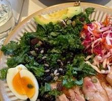 Lemongrass Chicken Mango Salad