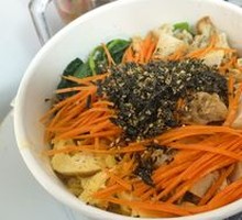 Chicken Egg Skin Noodle Bowl with Brown Rice