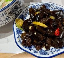 Cold-mixed black fungus