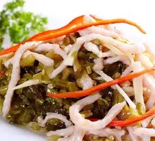 Snow Cabbage Bamboo Shoots with Pork Strips