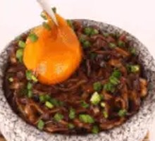 Beef Fried Sauce Noodles