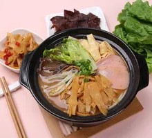 Sour Spicy Bamboo Shoot Noodles
