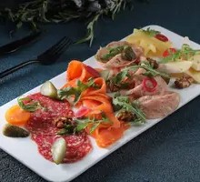 Cold Cut Platter