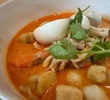 Seafood Laksa Noodles