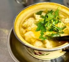 Braised Wonton in Clay Pot