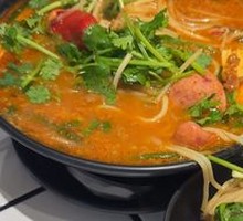 Signature Fried Sauce Rice Noodles