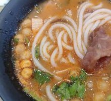 Spicy Sour Beef Noodle Soup