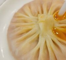 Golden Crab Roe Soup Dumplings