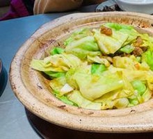 Stir-fried Pork Rinds with Sichuan Cabbage