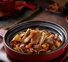 Braised Yellow Beef with Potatoes from Dabie Mountains