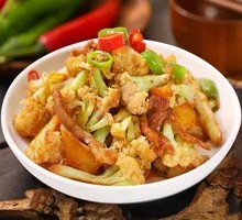 Spicy Cauliflower in Hot Pot