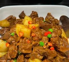 Stewed Beef Brisket with Potatoes