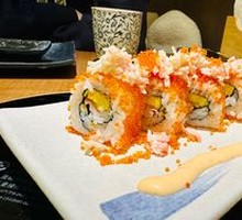 Crab and Caviar Roll Sushi