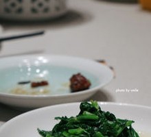 Braised Soybean Sprouts with Wine