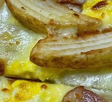 American-style Bacon & Potato Pizza