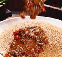 Fried Rice Noodles with Beef