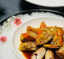 Steamed Red-Gilled White Crab