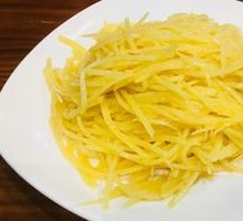 Salted Egg Yolk Stir-Fried Potato Strips