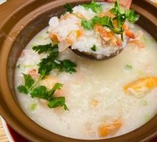 Scallops and Shrimp Clay Pot Rice Porridge