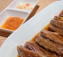 Braised Goose Wings with Lion Head