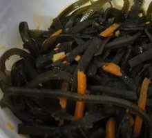 Thin seaweed strips