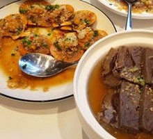 Clear Soup Braised Beef Ribs with Radish
